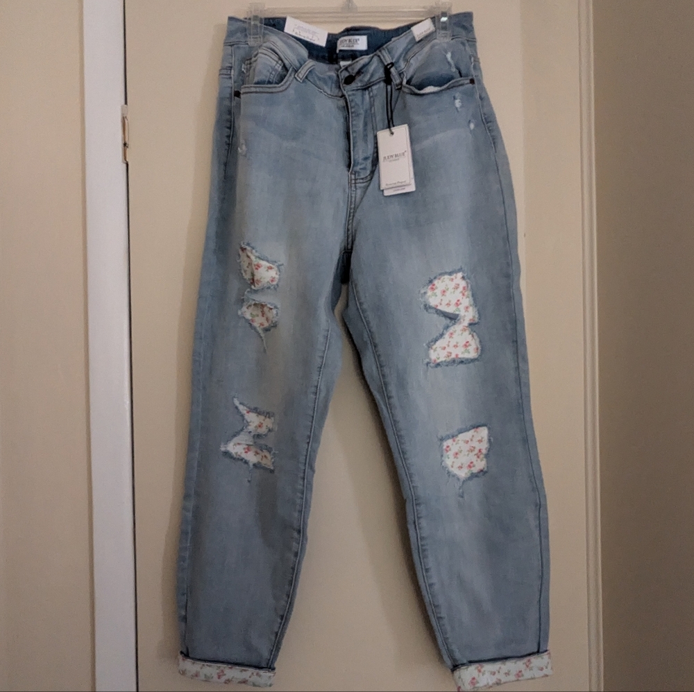 Judy Blue - Floral Detail Skinny Jeans
